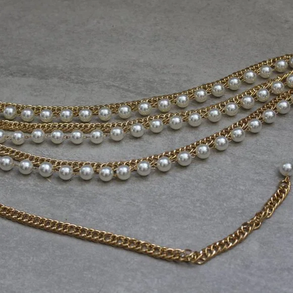 Oversized Layered Faux Pearl and Chain Belt - Picture 4 of 8